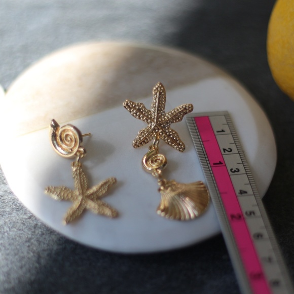 BOGO🎁 Handmade Earrings Starfish Seashell Dangle - Picture 5 of 7